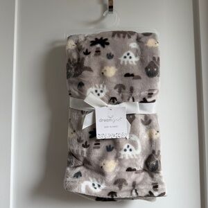 Dreamgro Baby Blanket with Animal Print
